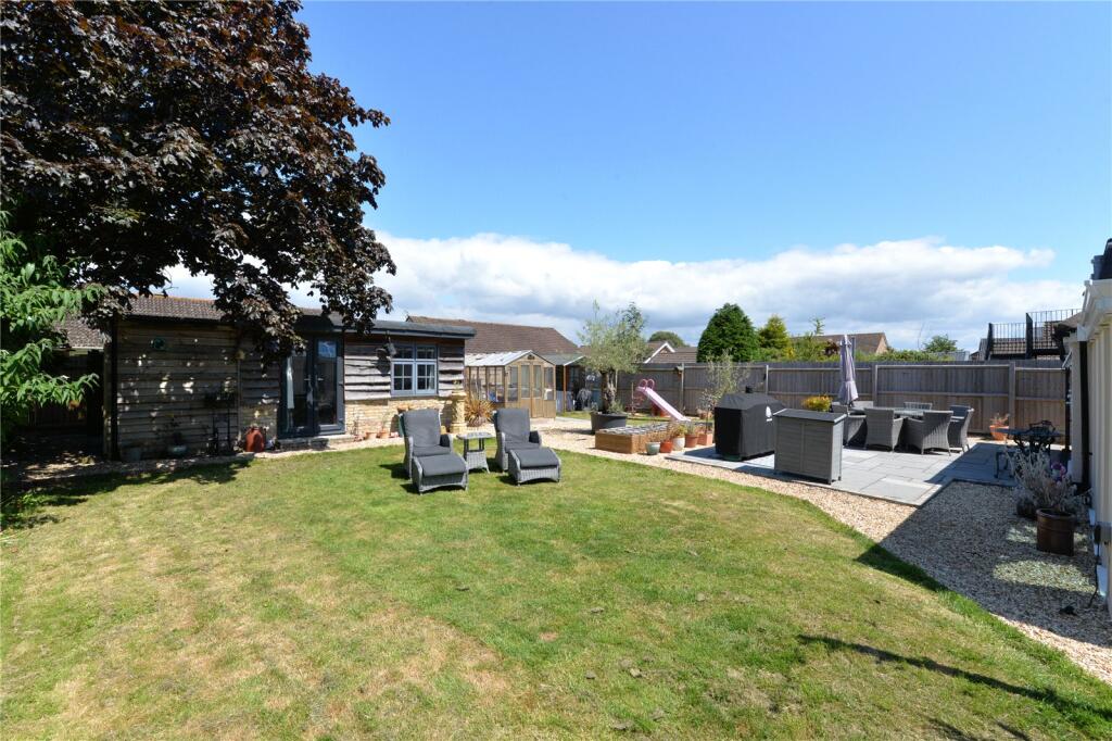 Additional property image - Ashley Road, New Milton, Hampshire, BH25