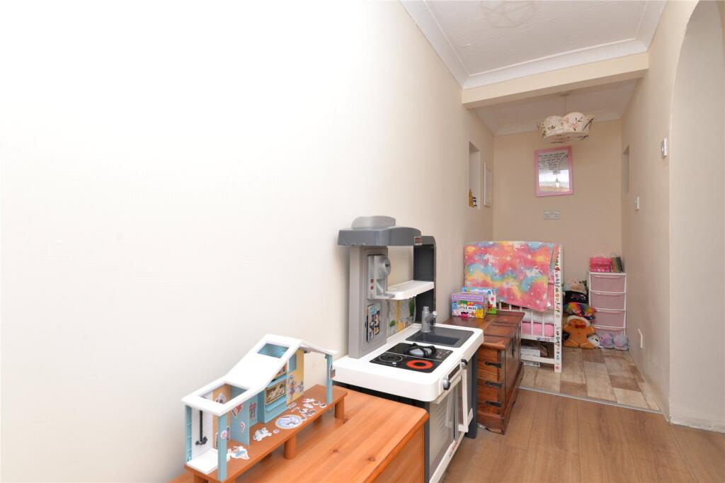 Additional property image - Ashley Road, New Milton, Hampshire, BH25