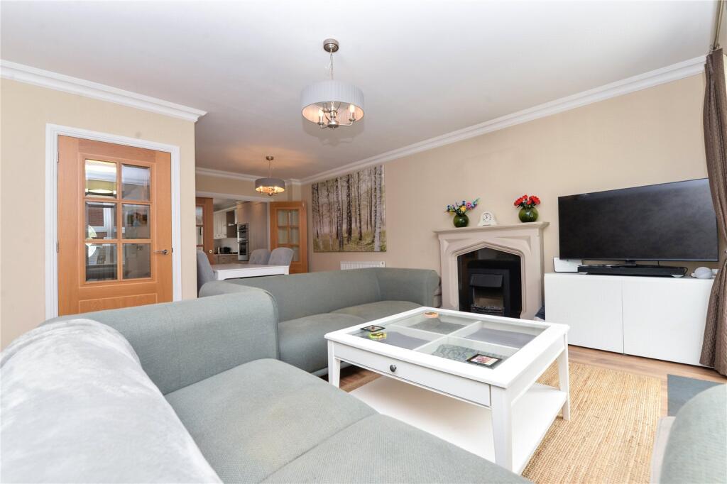 Additional property image - York Avenue, New Milton, Hampshire, BH25