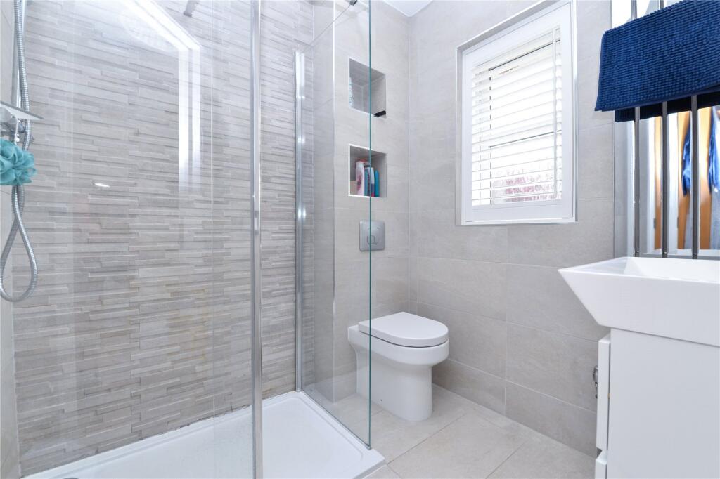 Additional property image - York Avenue, New Milton, Hampshire, BH25