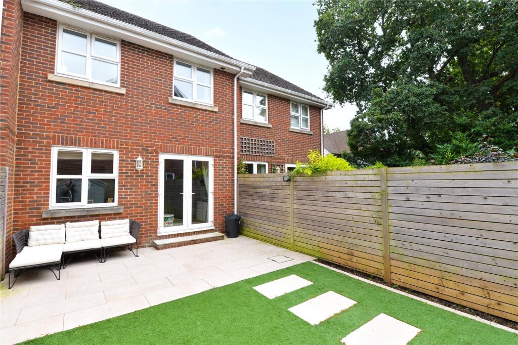 Additional property image - York Avenue, New Milton, Hampshire, BH25