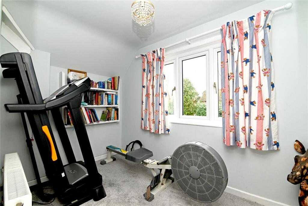 Additional property image - Kennard Road, New Milton, Hampshire, BH25