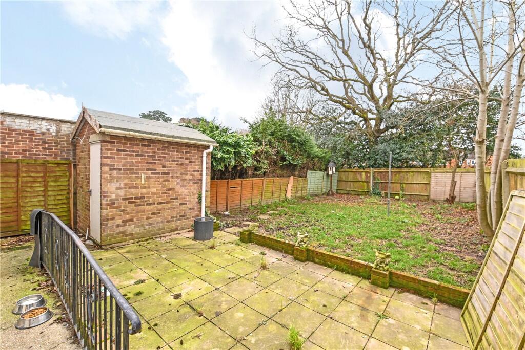 Additional property image - Davis Field, New Milton, Hampshire, BH25