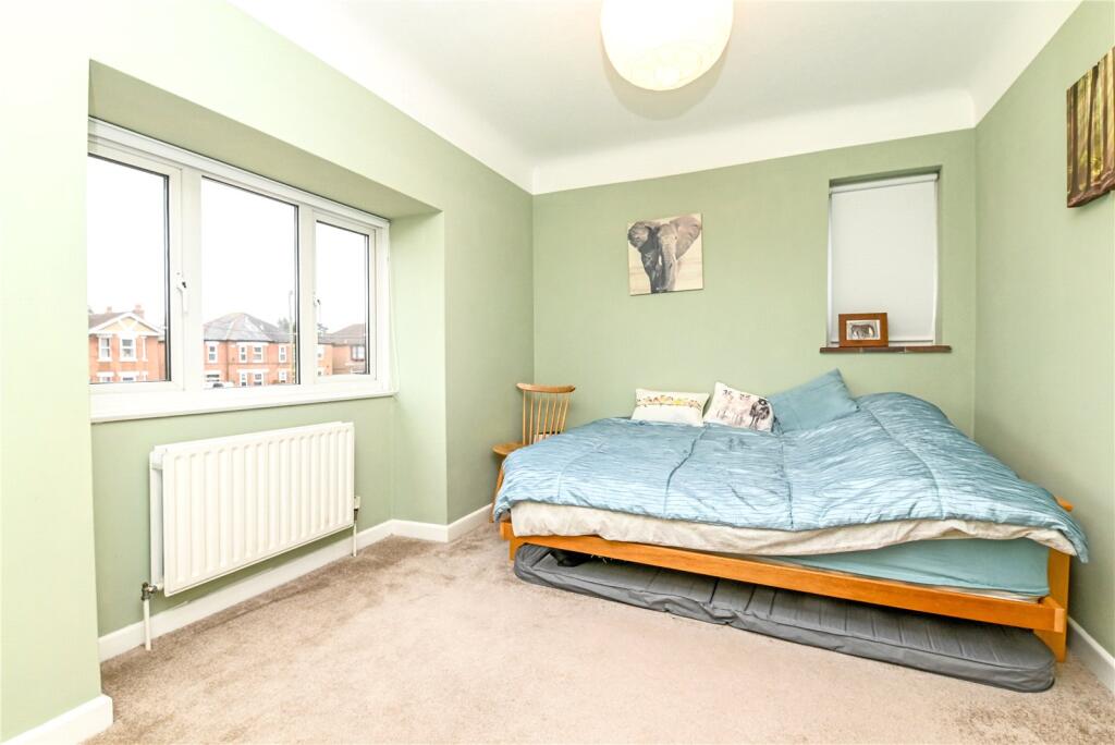 Additional property image - Manor Road, New Milton, Hampshire, BH25