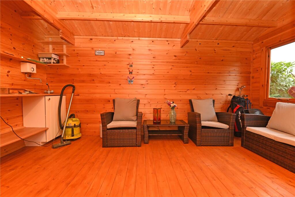 Additional property image - Manor Road, New Milton, Hampshire, BH25