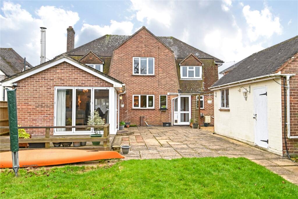 Additional property image - Manor Road, New Milton, Hampshire, BH25