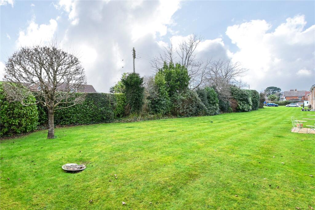 Additional property image - Aspen Place, New Milton, Hampshire, BH25