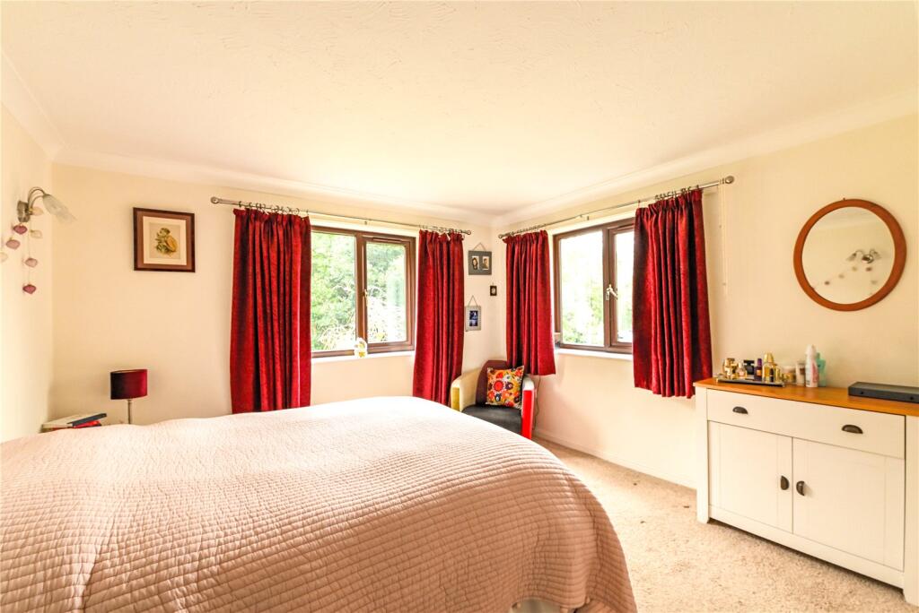 Additional property image - Lakeside Pines, Barrs Avenue, New Milton, Hampshire, BH25