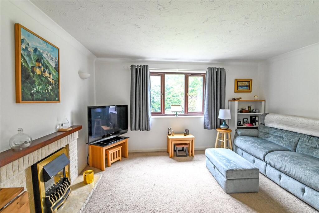 Additional property image - Lakeside Pines, Barrs Avenue, New Milton, Hampshire, BH25