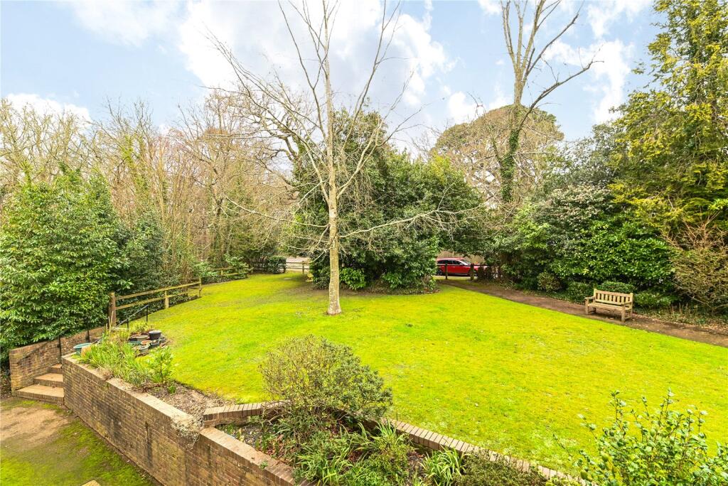 Additional property image - Lakeside Pines, Barrs Avenue, New Milton, Hampshire, BH25