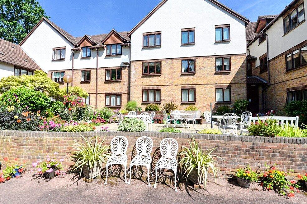 Additional property image - Lakeside Pines, Barrs Avenue, New Milton, Hampshire, BH25