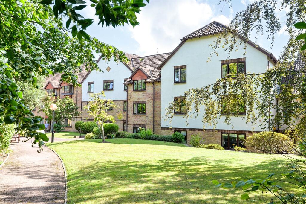 Additional property image - Lakeside Pines, Barrs Avenue, New Milton, Hampshire, BH25