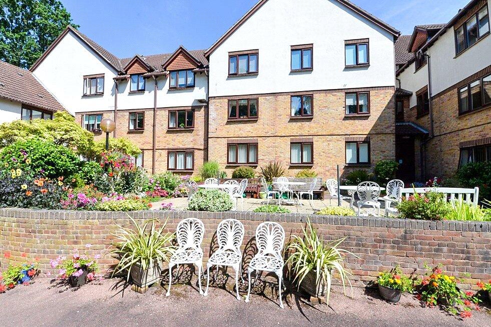 Additional property image - Lakeside Pines, Barrs Avenue, New Milton, Hampshire, BH25