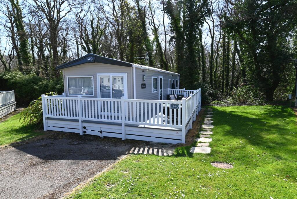 Main image of property: Seabreeze, Shorefield Country Park, Downton, Hampshire, SO41