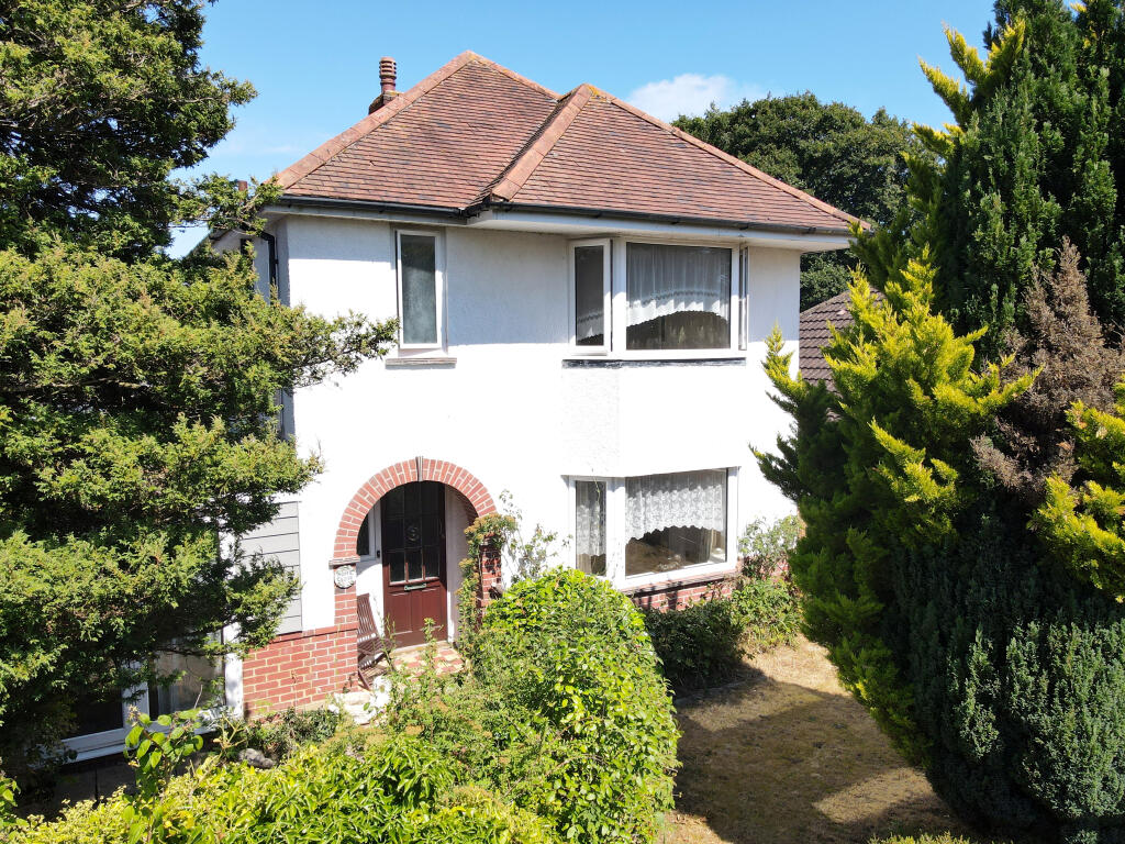 Main image of property: Park Road, Ashley, New Milton, Hampshire, BH25