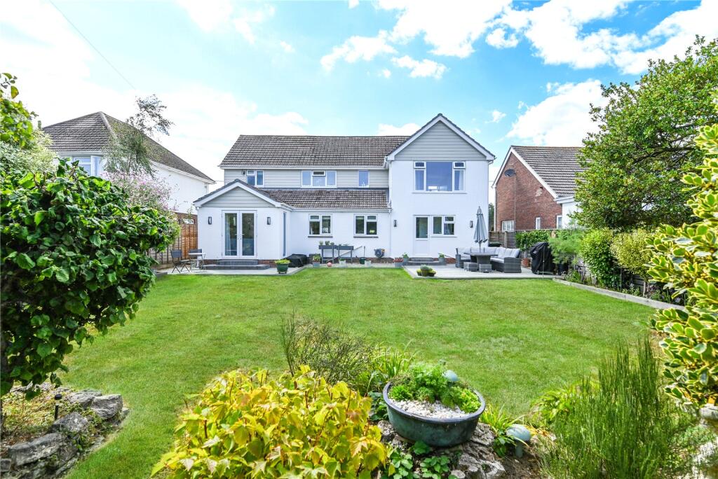 Main image of property: Barton Drive, Barton on Sea, New Milton, Hampshire, BH25