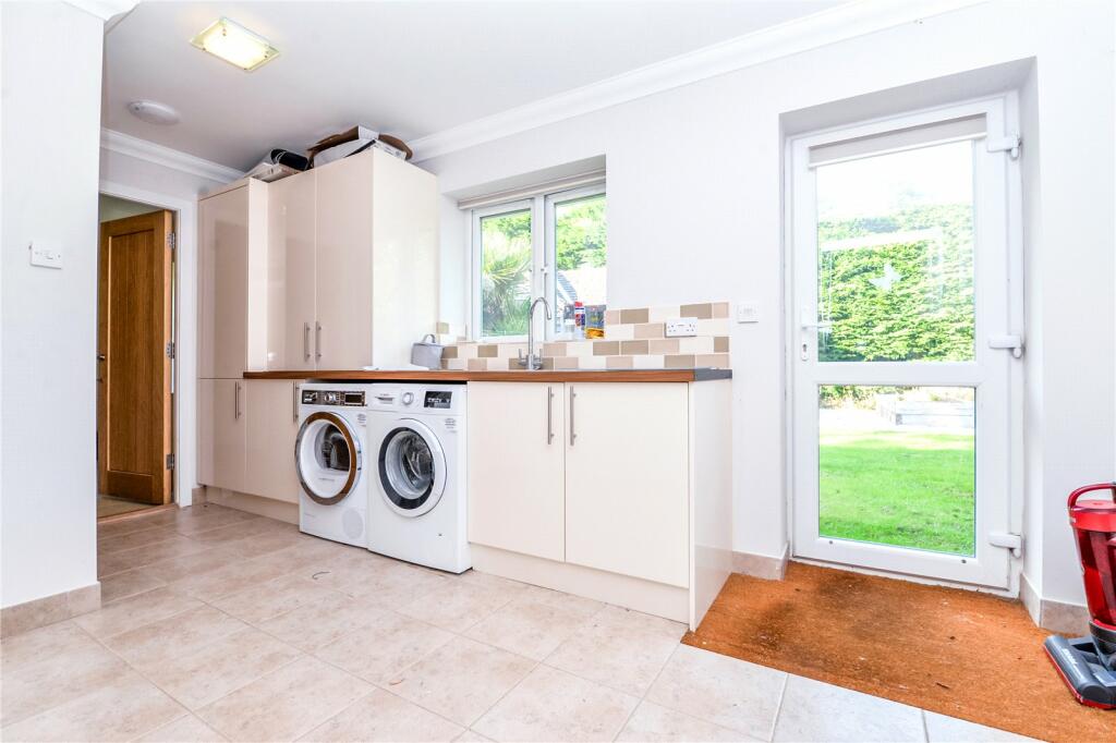Additional property image - Barton Common Road, Barton On Sea, New Milton, Hampshire, BH25