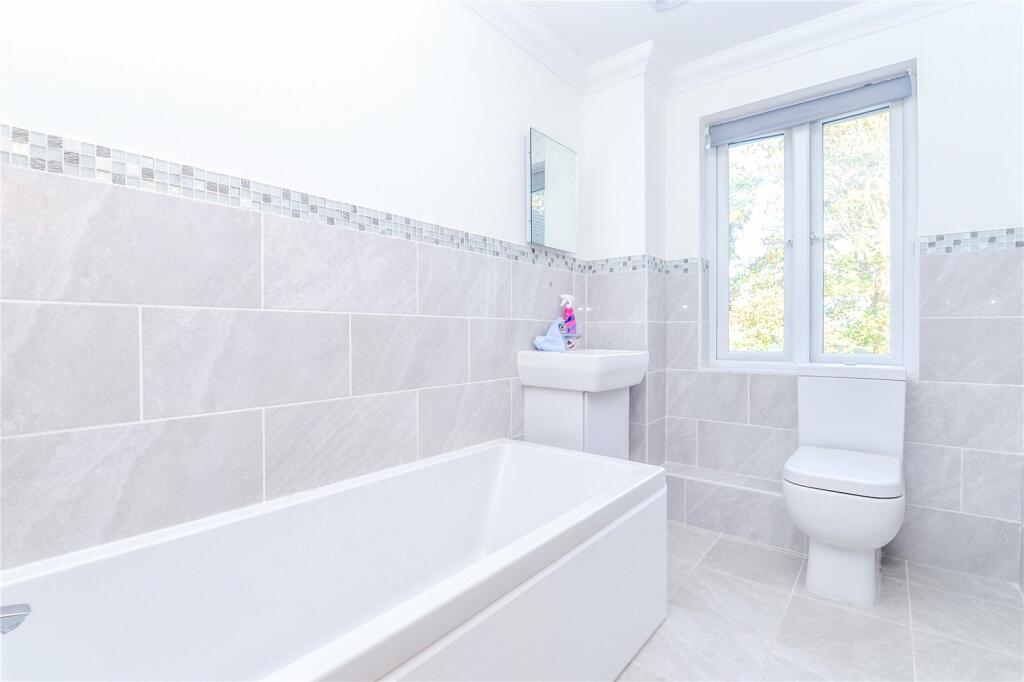 Additional property image - Barton Common Road, Barton On Sea, New Milton, Hampshire, BH25