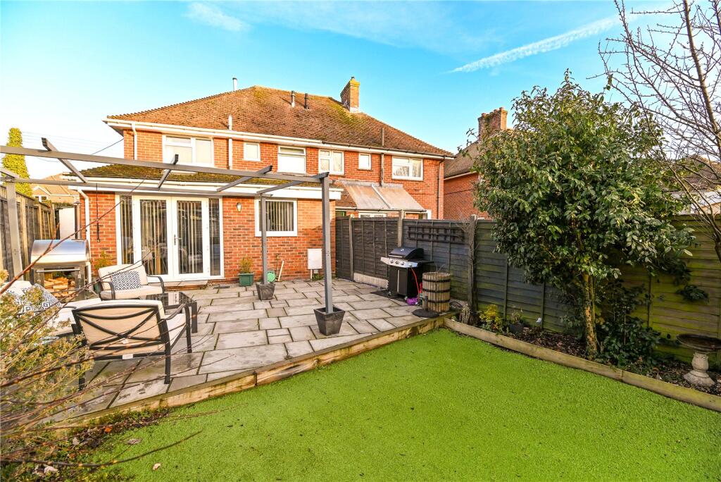 Main image of property: Vincent Road, New Milton, Hampshire, BH25