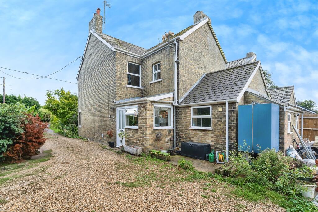 Main image of property: Doddington Road, Benwick, MARCH