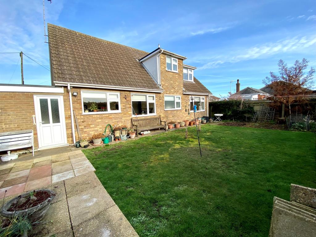 4 bedroom bungalow for sale in Wood Street, Doddington, March, PE15