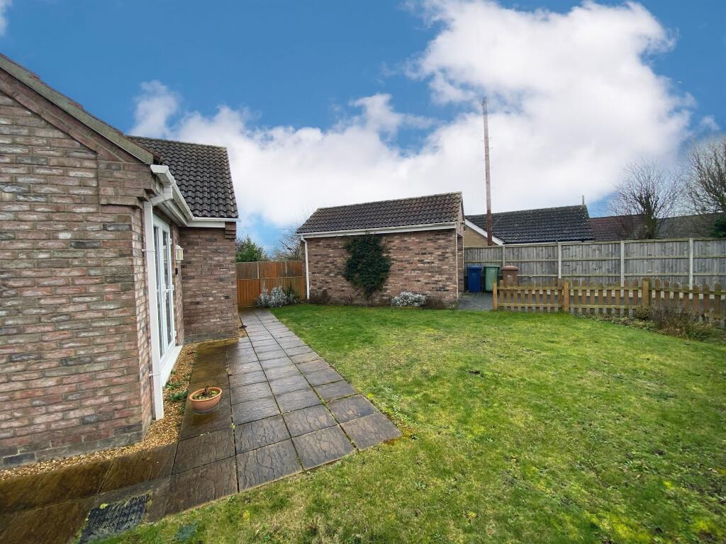 4 bedroom detached bungalow for sale in Cowslip Close, Doddington