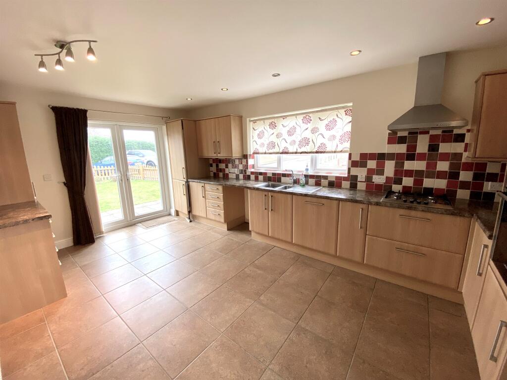 4 bedroom detached bungalow for sale in Cowslip Close, Doddington