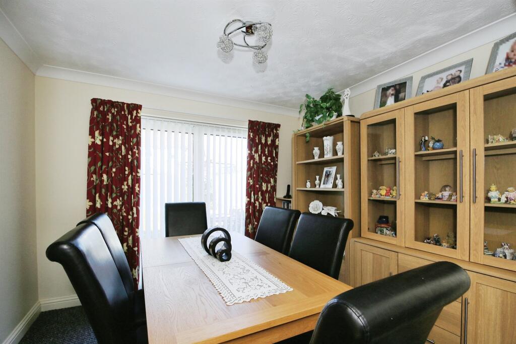 4 bedroom detached house for sale in Beech Avenue, Doddington, March, PE15