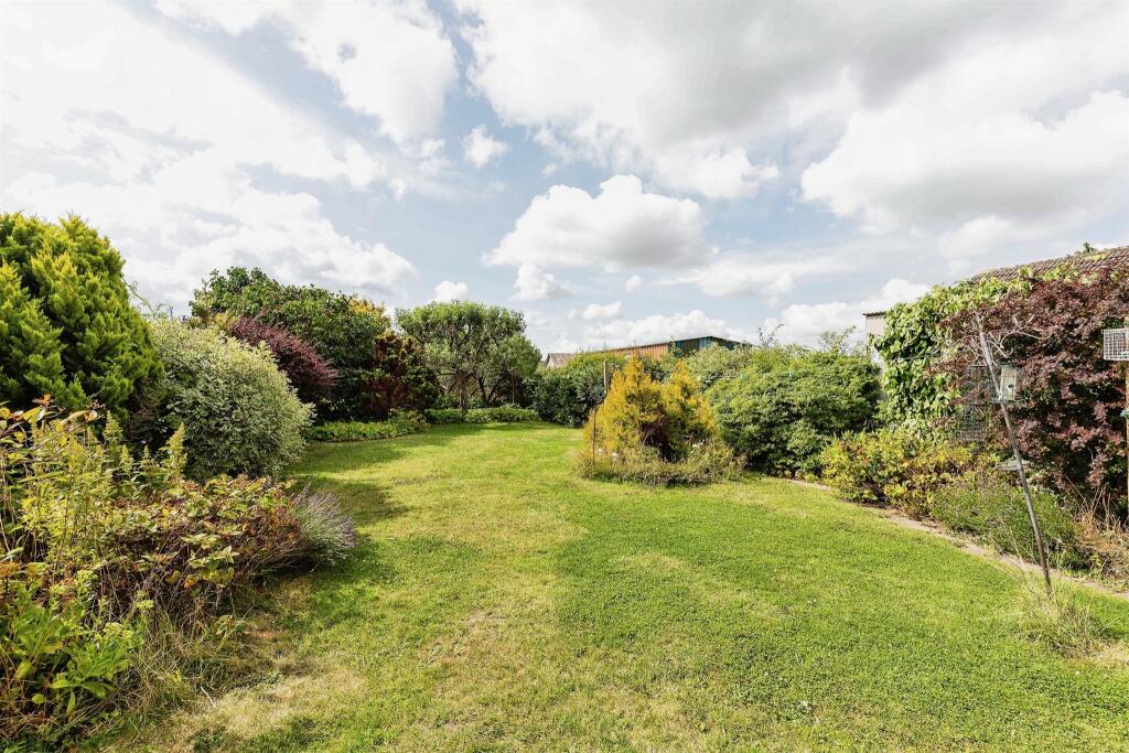 5 bedroom bungalow for sale in Upwell Road, March, PE15