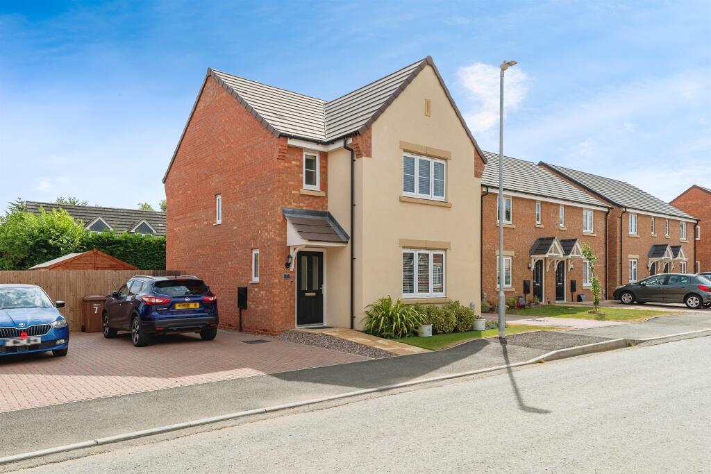 Main image of property: Fillenham Way, Chatteris