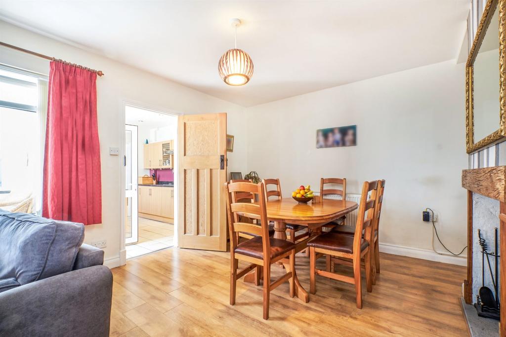 2 bedroom detached bungalow for sale in Upwell Road, March, PE15