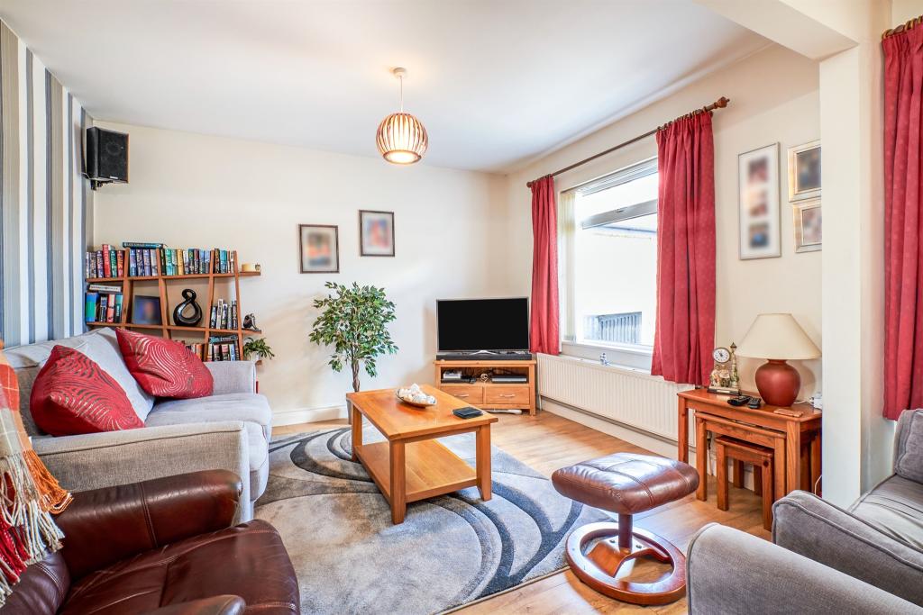 2 bedroom detached bungalow for sale in Upwell Road, March, PE15