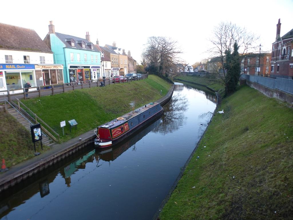 3 bedroom detached bungalow for sale in Gaul Road, March, PE15