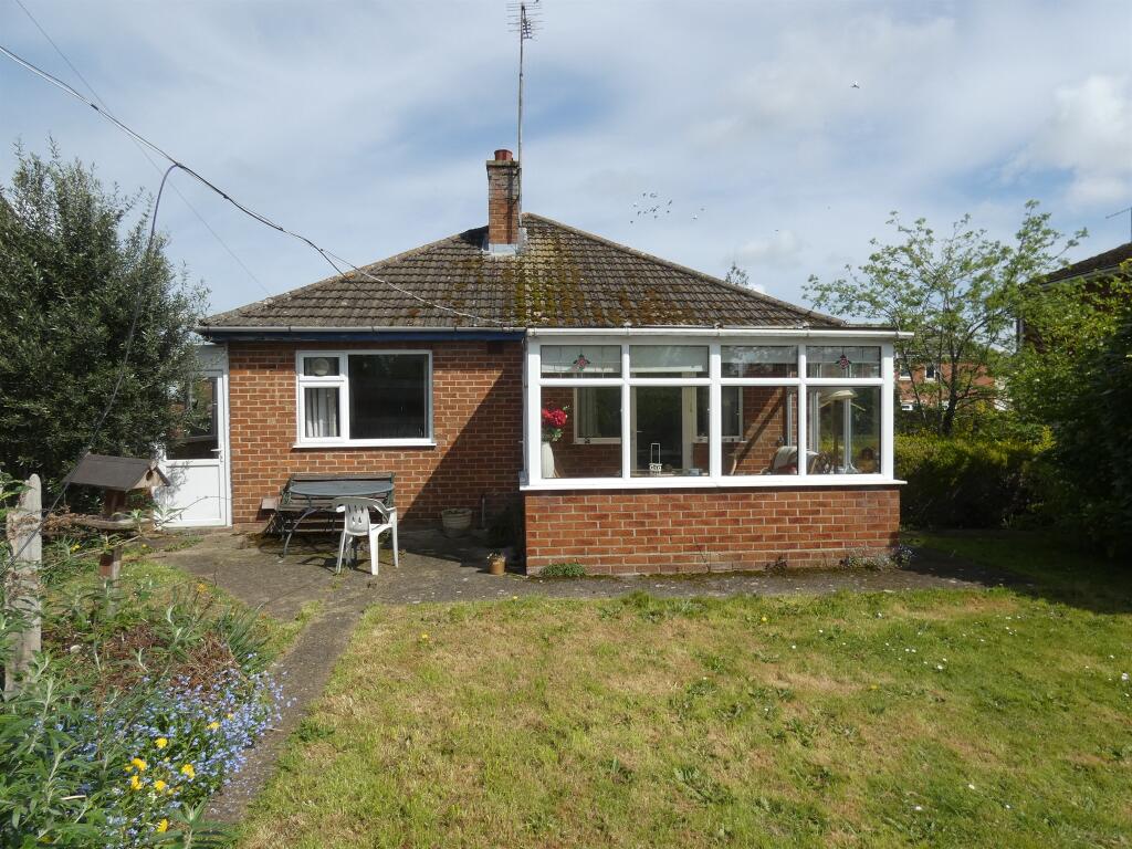 Main image of property: Bedehouse Bank, Bourne