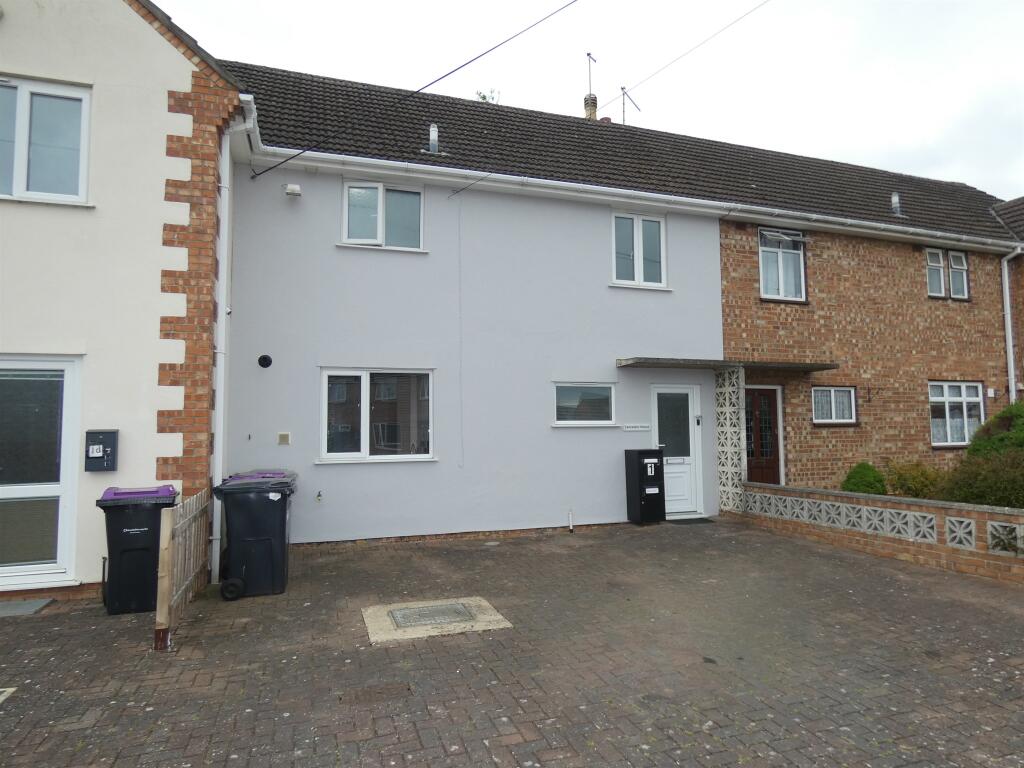 Main image of property: Lancaster Way, Market Deeping, Peterborough