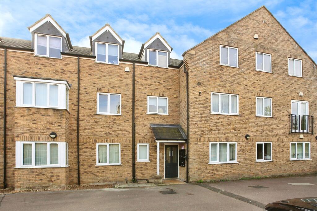 Main image of property: The Blades, Market Deeping, Peterborough