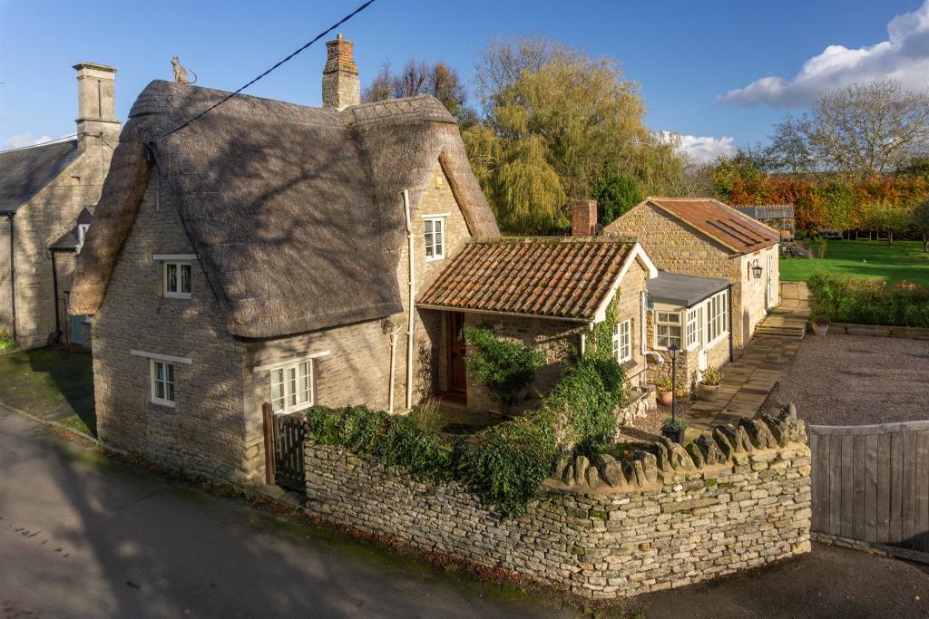 4 bedroom cottage for sale in Main Street, Barnwell, Peterborough, PE8