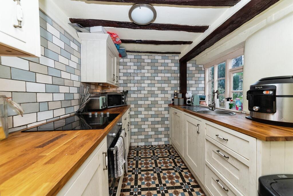 2 bedroom character property for sale in North Street, Oundle