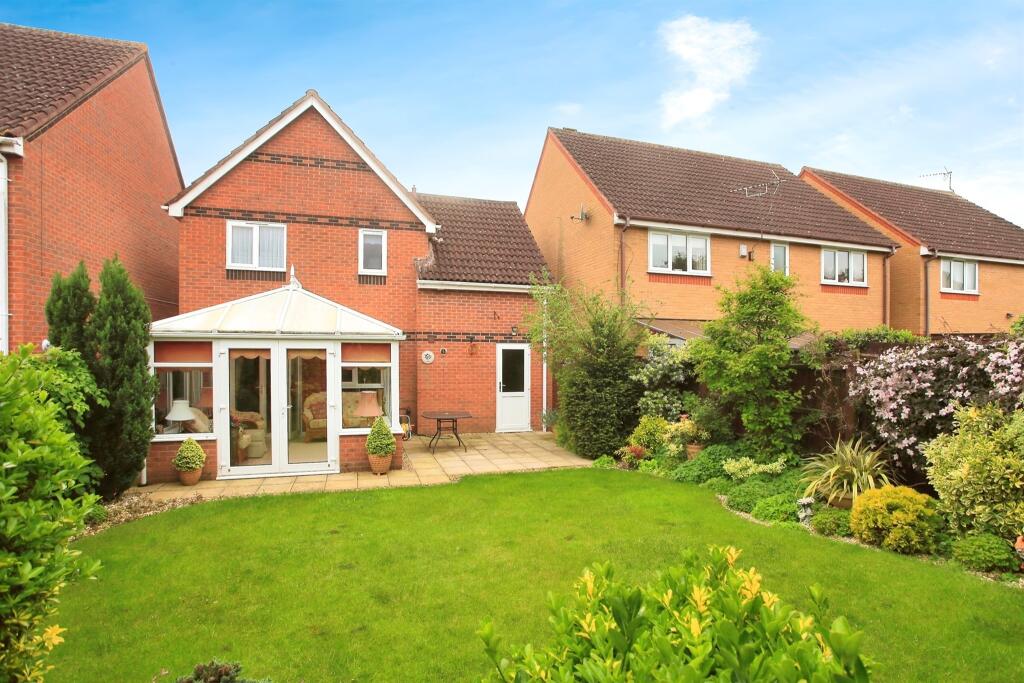 3 bedroom detached house for sale in Chandlers, Orton Brimbles