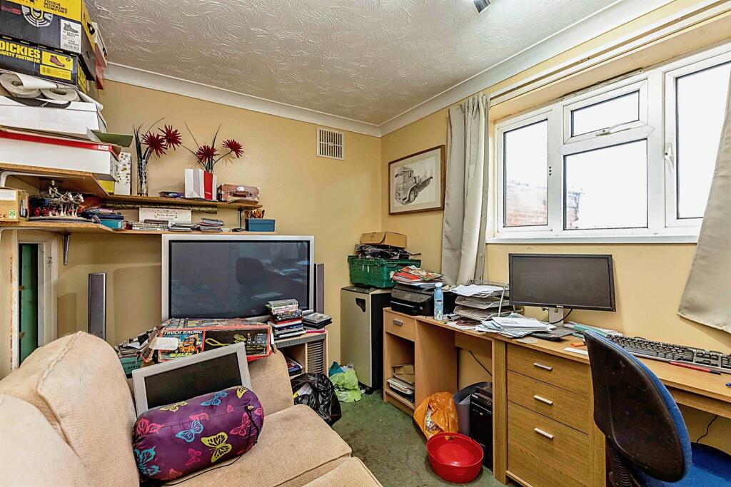 2 bedroom flat for sale in Feldale Place, Whittlesey, Peterborough, PE7