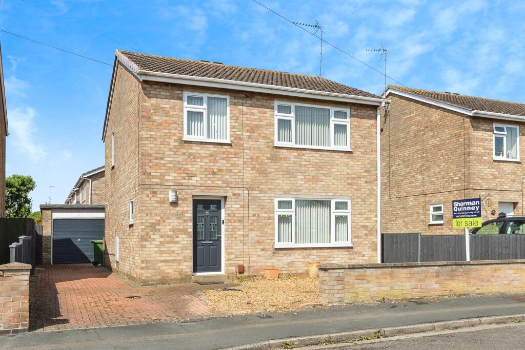 Main image of property: Heron Close, Whittlesey, PETERBOROUGH