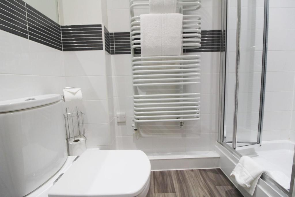 Studio flat for rent in City Wall House, West Street ...