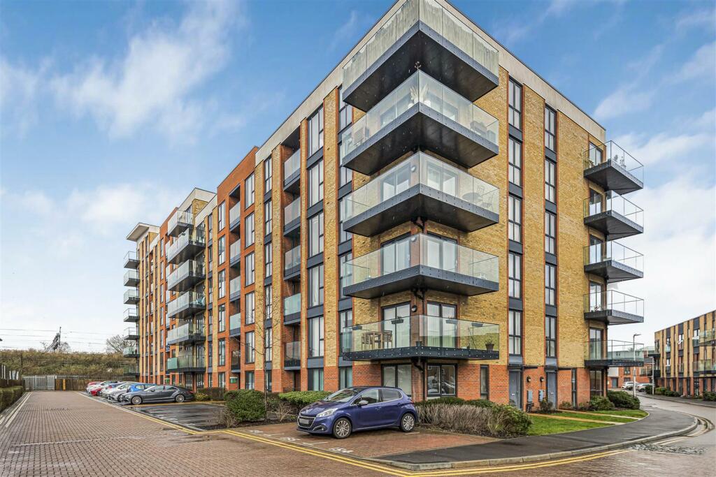 1 bedroom apartment for sale in 6 Oscar Wilde Road, Reading, RG1