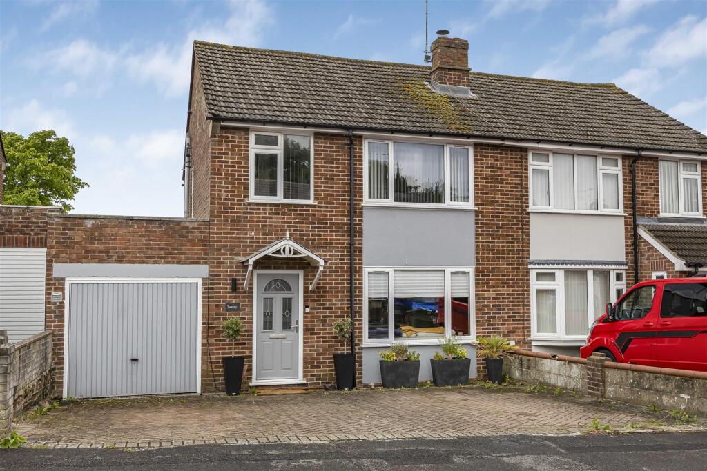 Main image of property: Cedar Way, Basingstoke