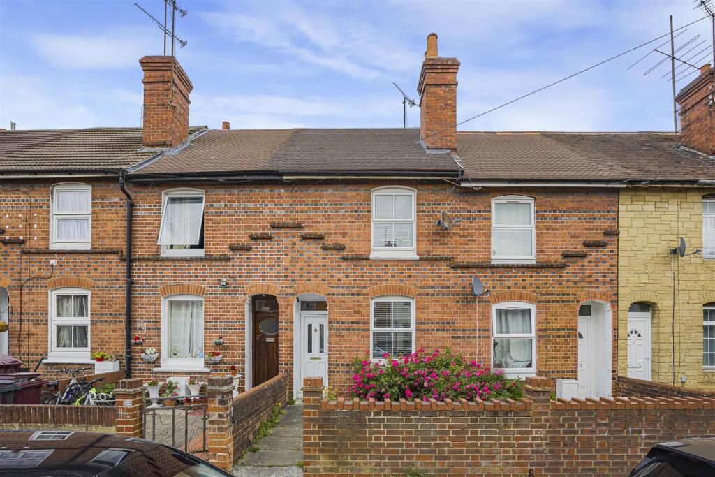 2 bedroom terraced house