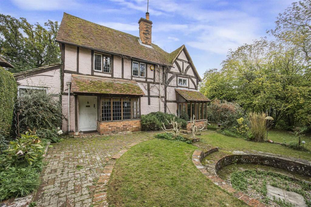 Main image of property: Mill Lane, Calcot, Reading