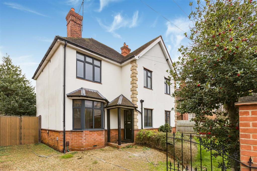 Main image of property: Eastern Avenue, Reading