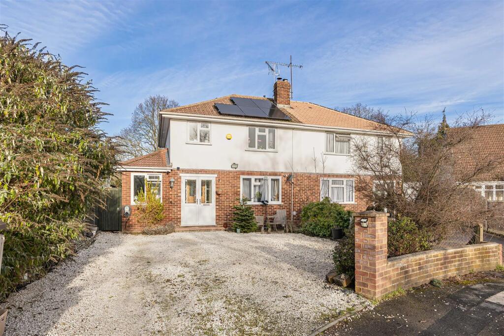Main image of property: Stanton Close, Earley, Reading