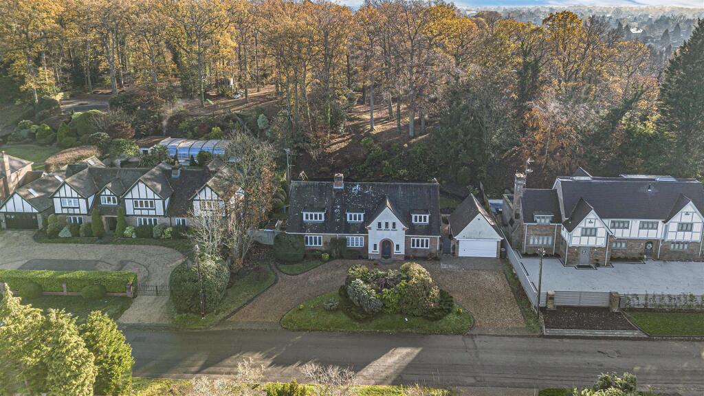 Main image of property: Old Bath Road, Sonning, Reading