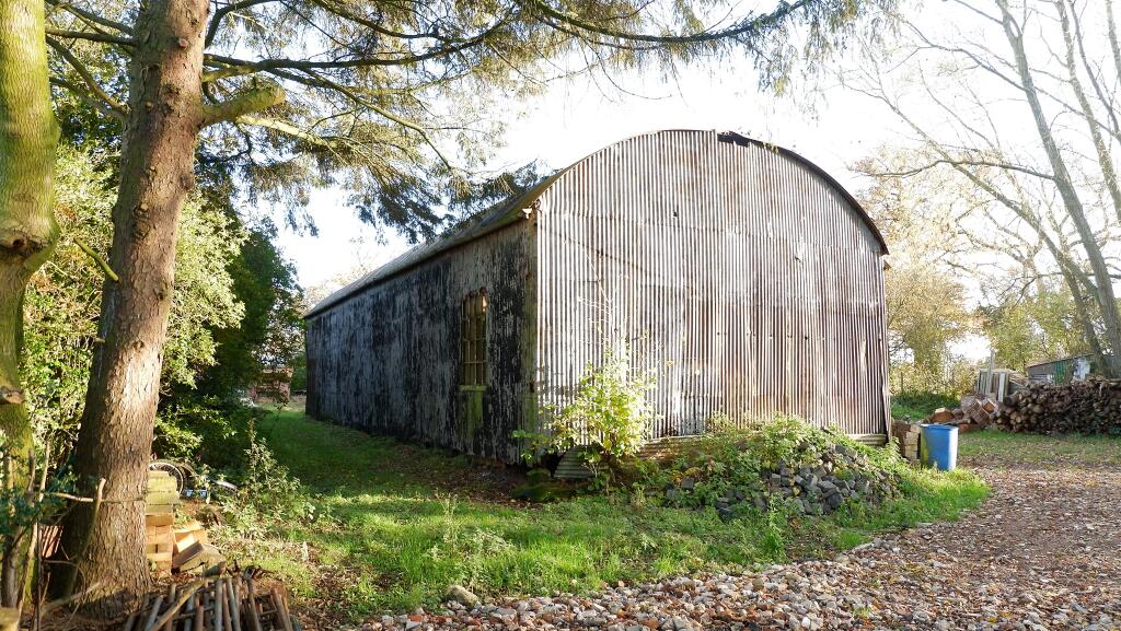 Additional property image - Back Lane, Meriden